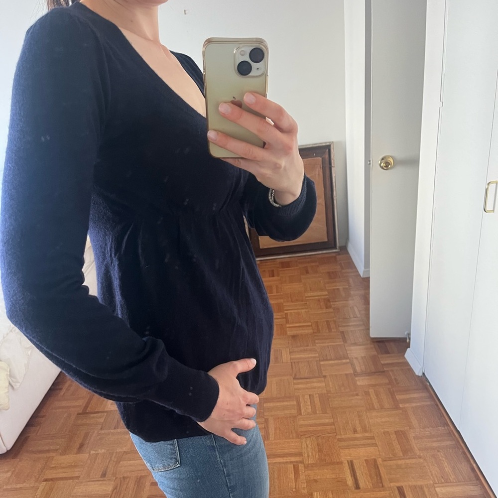 Ella Moss pure cashmere scoop neck navy blue sweater with slight puff sleeves